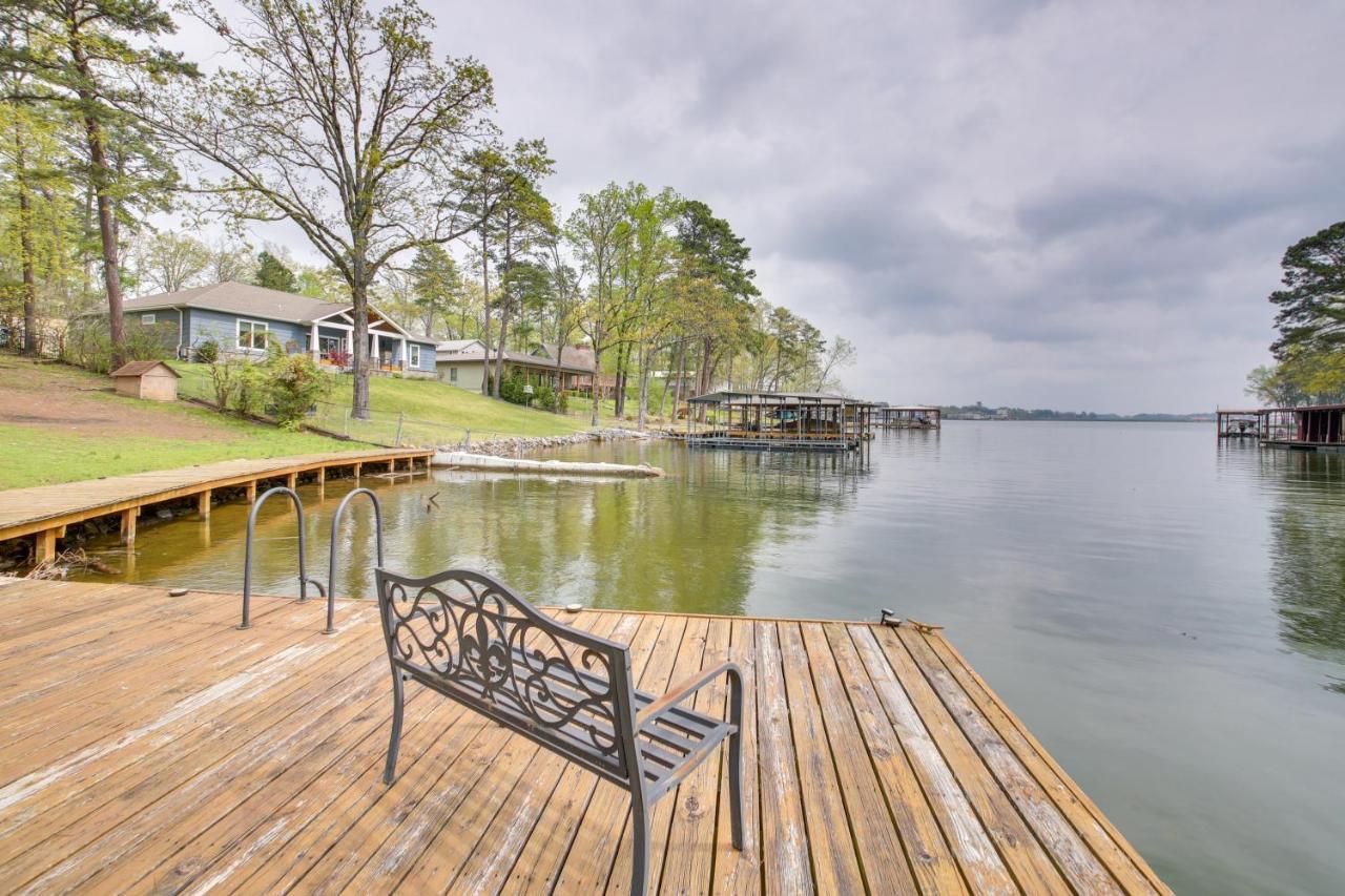 Cozy Lake Cabin With Dock In Hot Springs Natl Park Βίλα Lake Hamilton Εξωτερικό φωτογραφία