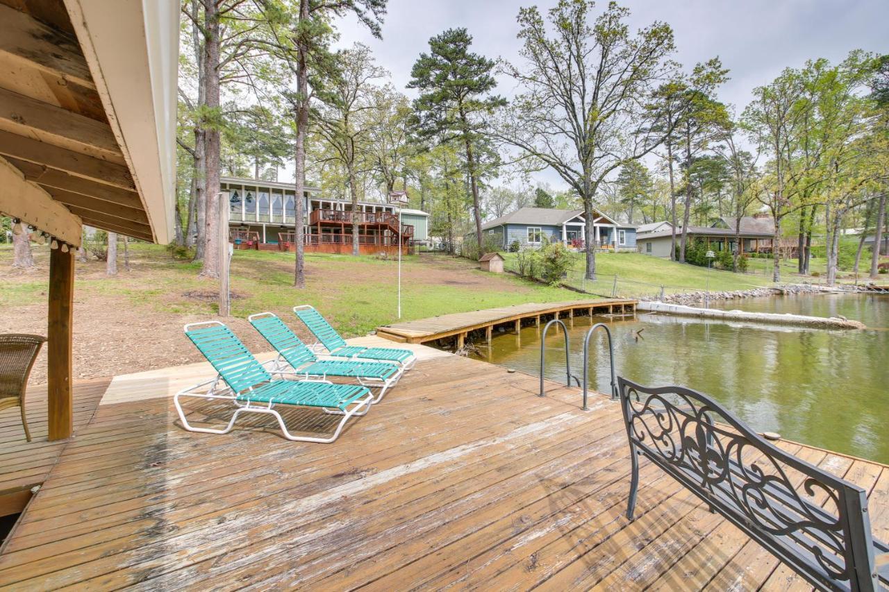 Cozy Lake Cabin With Dock In Hot Springs Natl Park Βίλα Lake Hamilton Εξωτερικό φωτογραφία